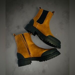 American Eagle Boots